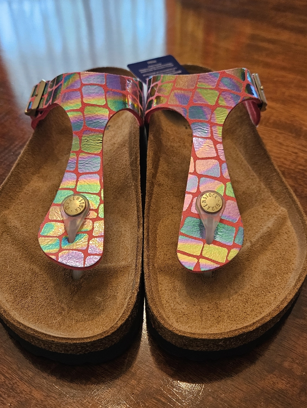 NWOB Women's Birkenstock Gizeh Thong Sandals Gator Gleam Raspberry US 8